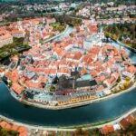 Làng cổ Český Krumlov - Ngôi làng bình yên bên sông Vltava