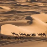 Khám phá Nguyệt Nha Tuyền độc đáo tại Sa mạc Gobi